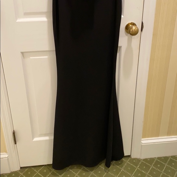Forever 21 Ricarica Strapless Bow-Front Black Gown - Picture 4 of 11